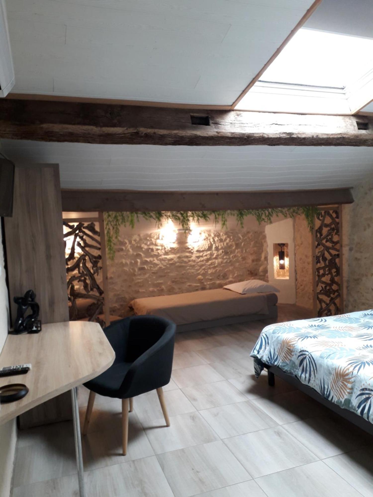 Hotel O Calme Brizambourg Exterior foto